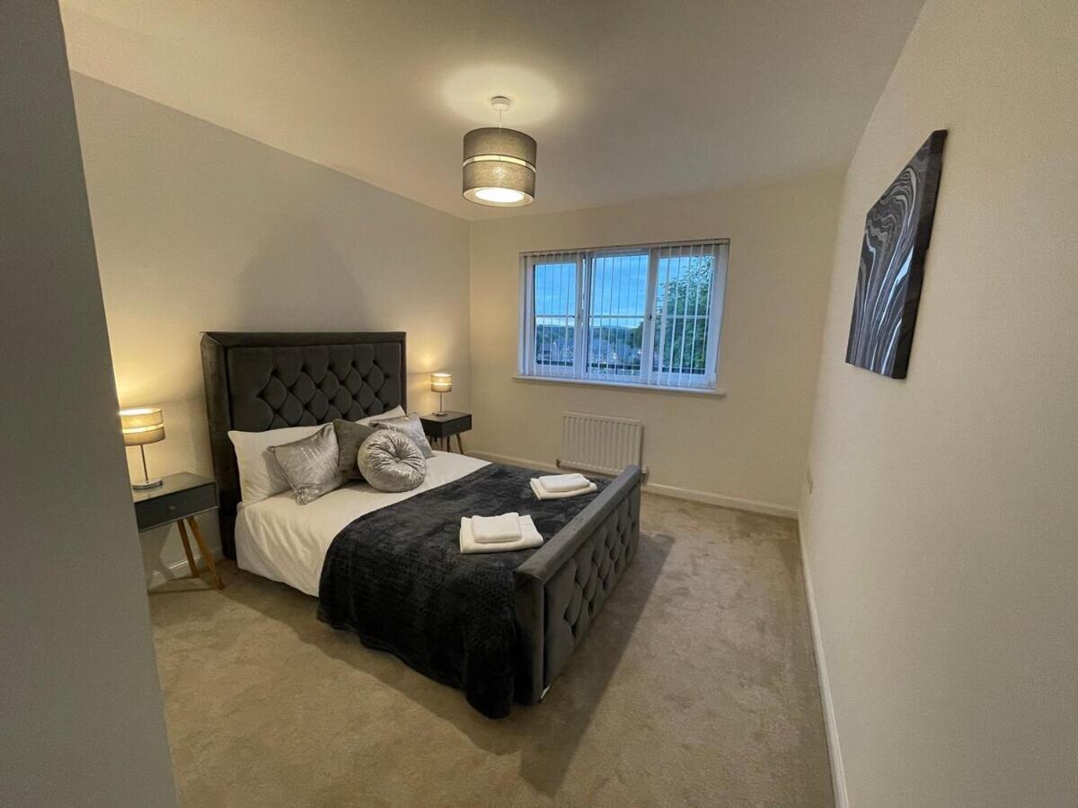 2 Bedroom Luxury Flat In Quiet Village Of Bishopton Bishopton  Exterior photo